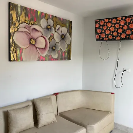 Casa Luna Apto 2 *